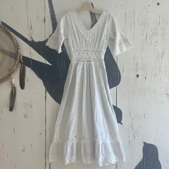 Vintage Dresses | Vintage 70s Mexican Wedding Dress In White Cotton Sz: Xs/S | Color: Red/White | Size: Xs | Izzysolwink's Closet Vintage Dresses | Vintage 70s Mexican Wedding Dress In White Cotton Sz: Xs/S | Color: Red/White | Size: Xs | Izzysolwink's Closet